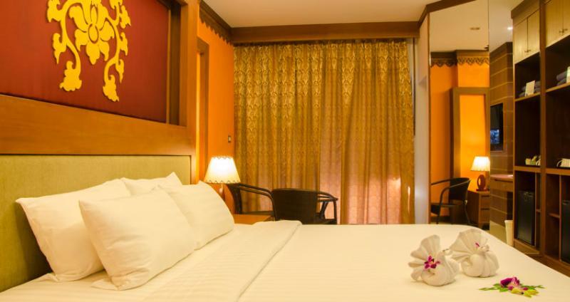 Shanaya Beach Resort & Spa Phuket Bagian luar foto