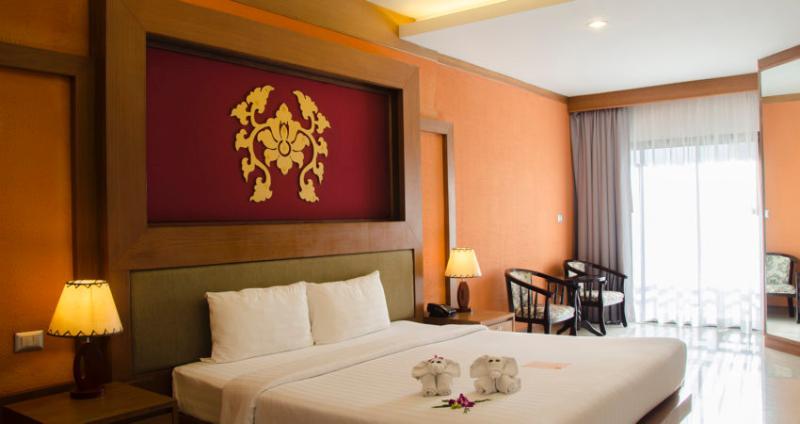 Shanaya Beach Resort & Spa Phuket Bagian luar foto